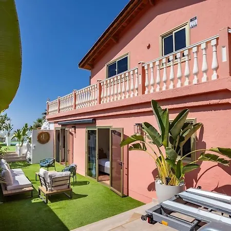 בית נופש Casa Vacacional El Palco 51 *